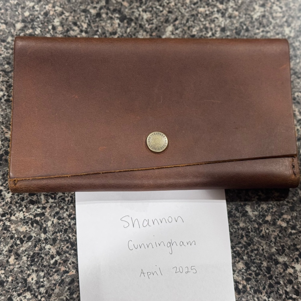Portland leather rancher wallet in canyon
